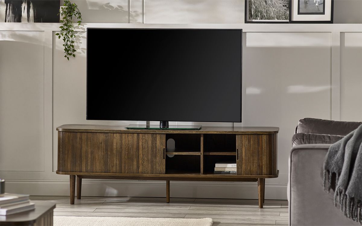 Widescreen TV Unit With Sliding Doors and 6 shelves