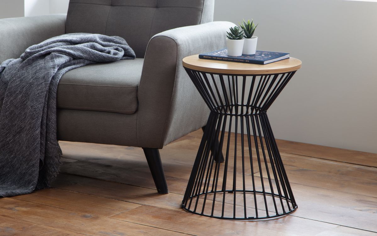 Euro Oak Round Wire Lamp Table